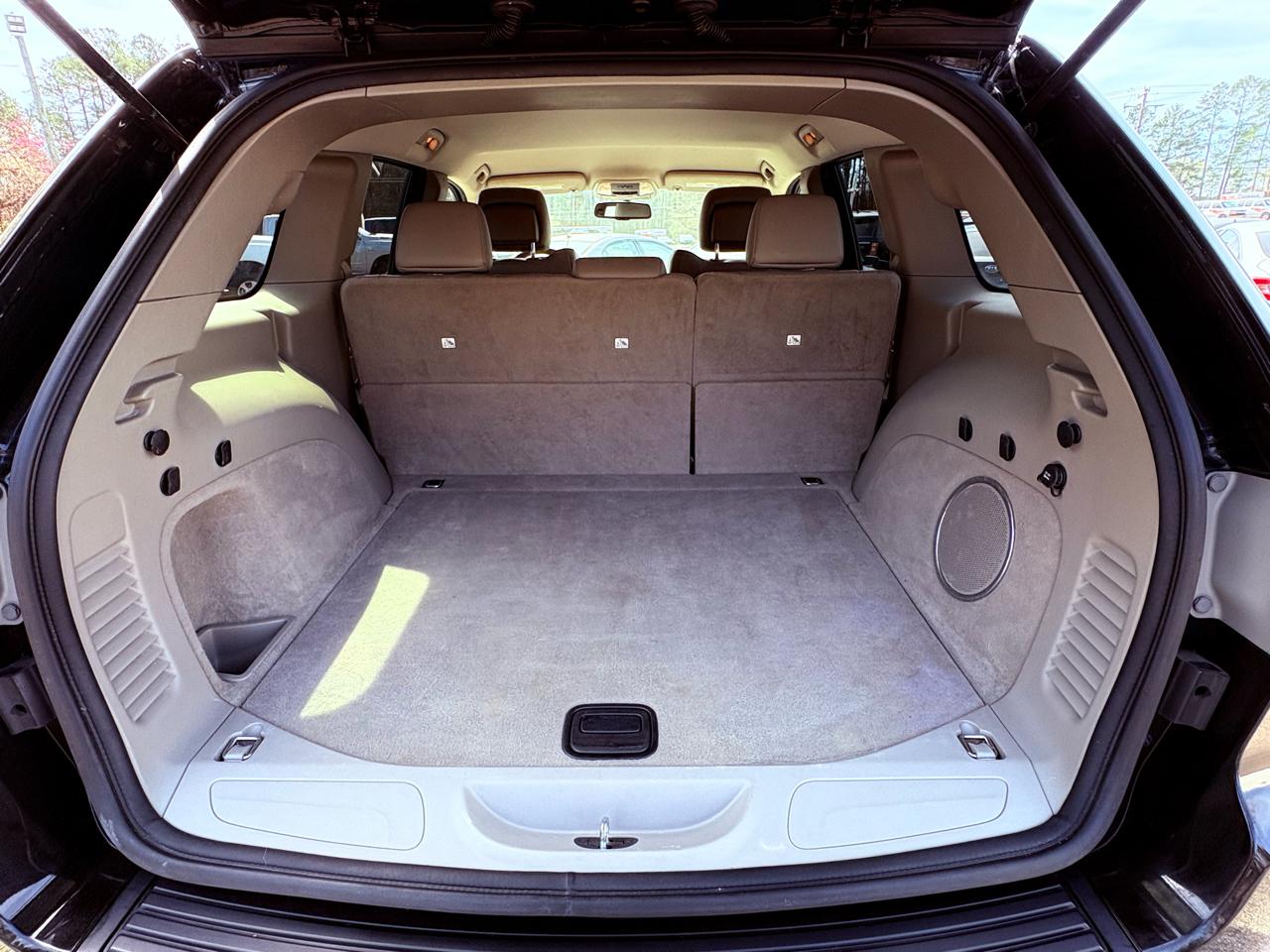 Jeep Grand Cherokee Laredo 4WD 2012