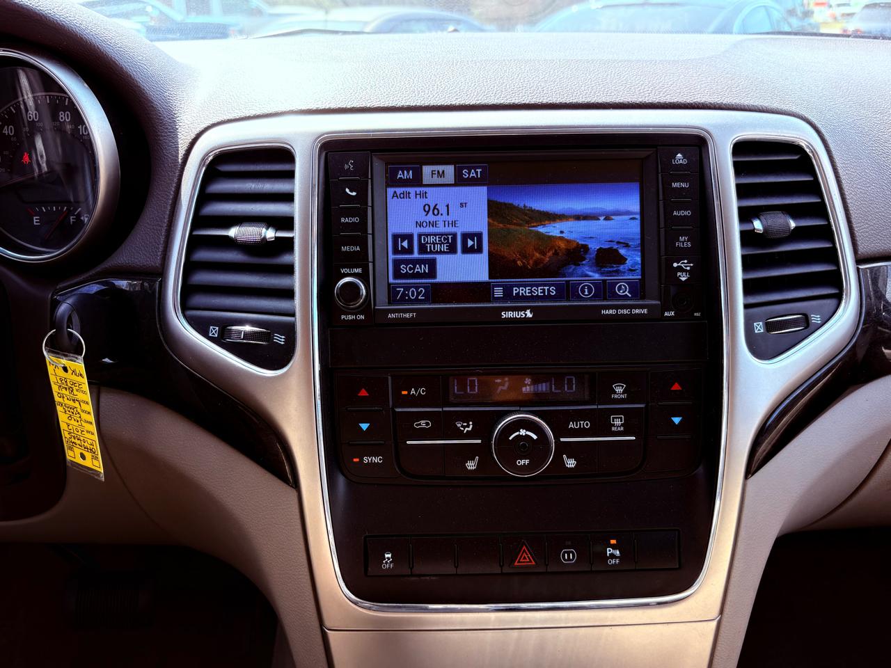 Jeep Grand Cherokee Laredo 4WD 2012