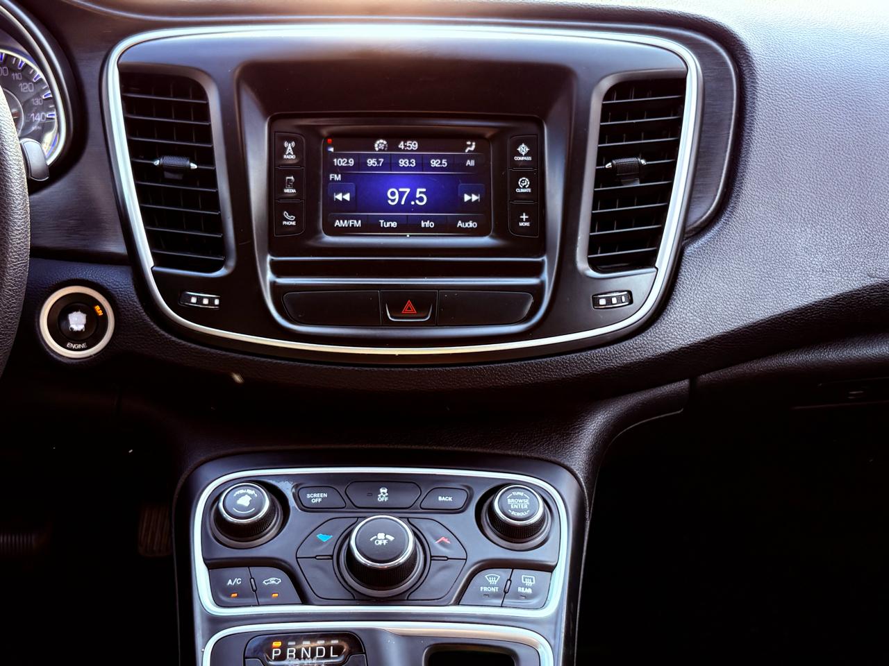 Chrysler 200 Limited 2015