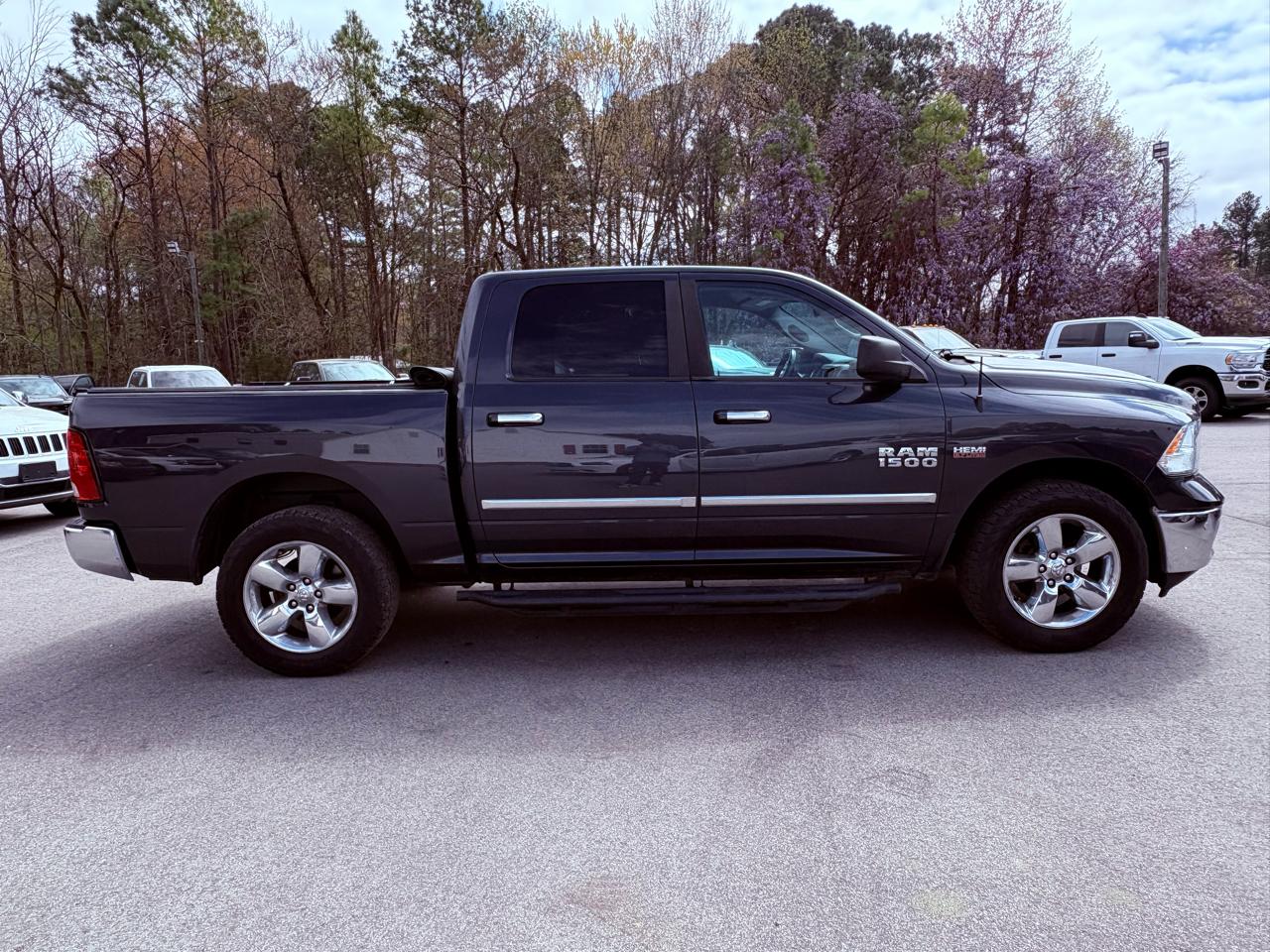 RAM 1500 Big Horn Crew Cab 4WD 2014