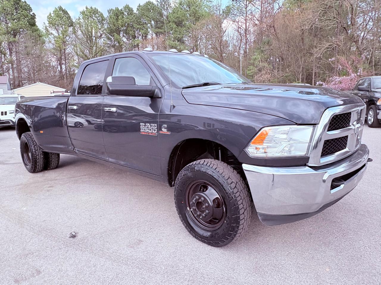 RAM 3500 SLT Crew Cab LWB 4WD DRW 2018