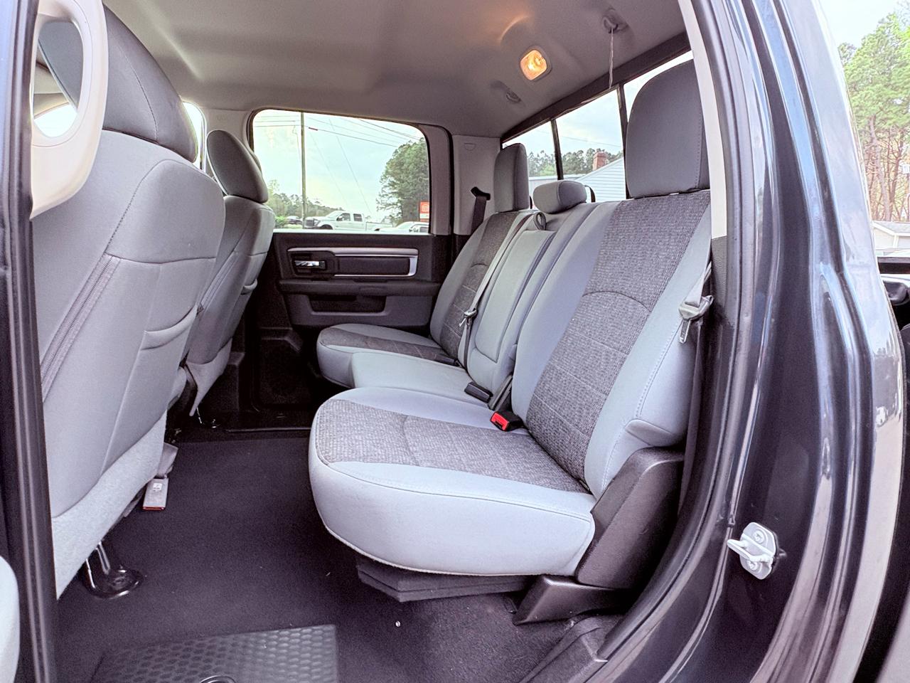 RAM 3500 SLT Crew Cab LWB 4WD DRW 2018