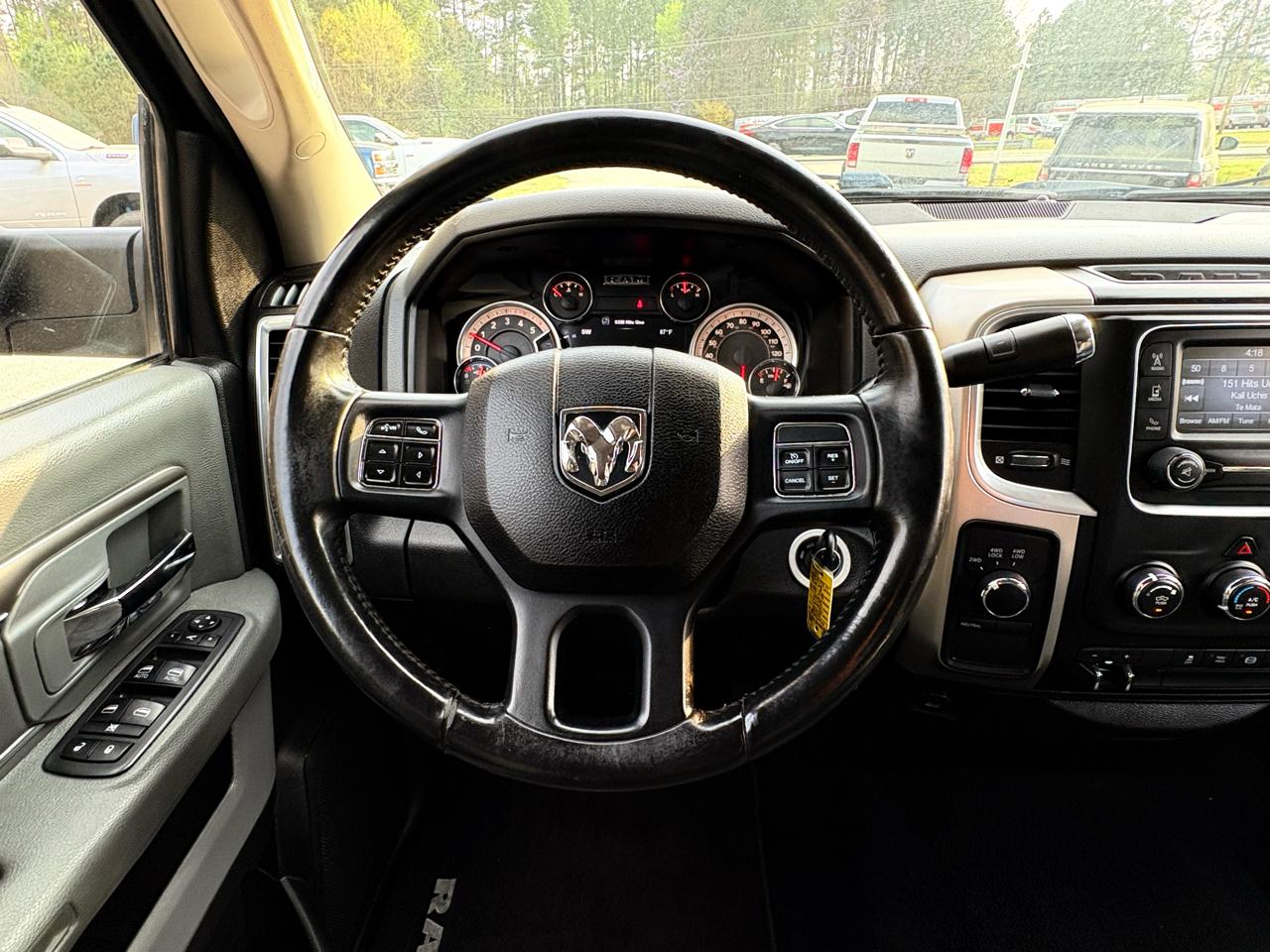 RAM 3500 SLT Crew Cab LWB 4WD DRW 2018