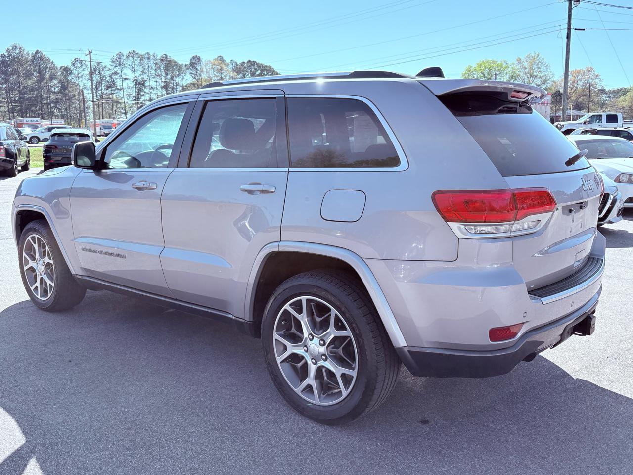 Jeep Grand Cherokee  2018