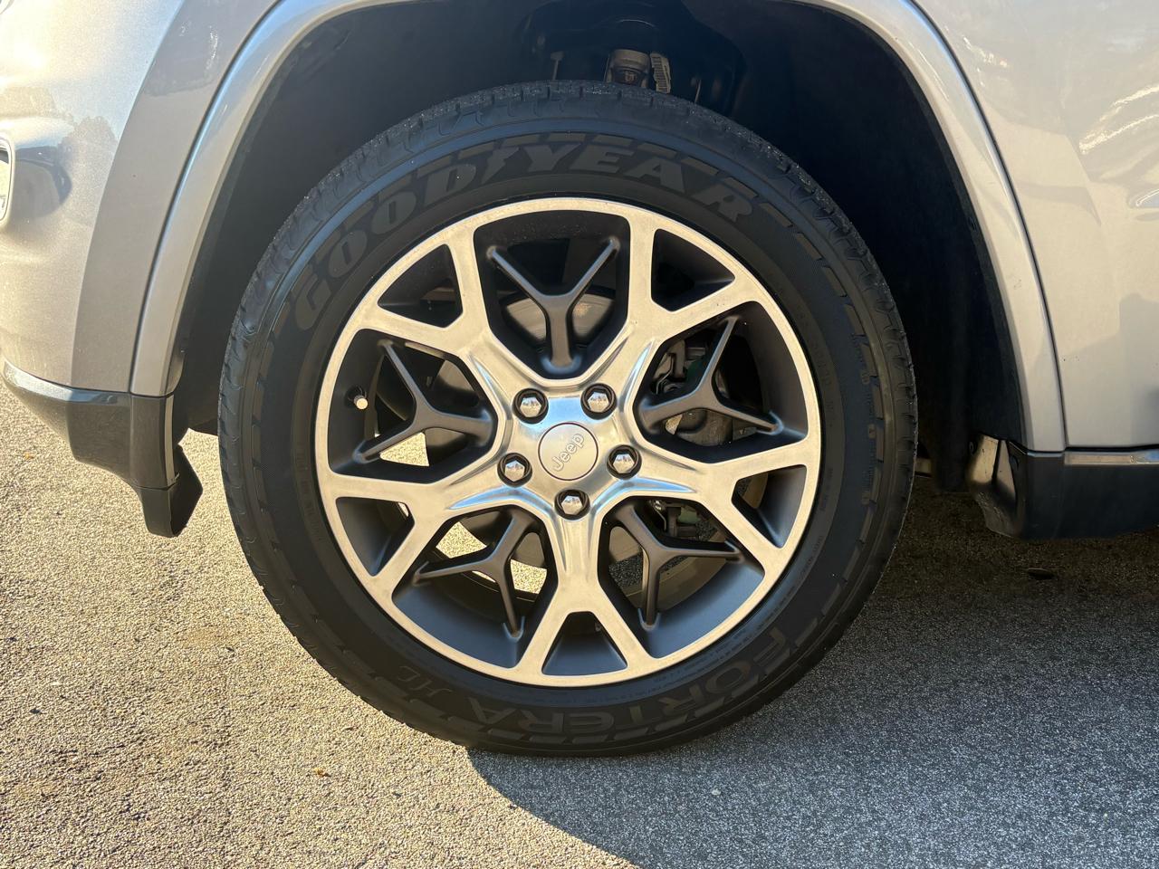 Jeep Grand Cherokee  2018