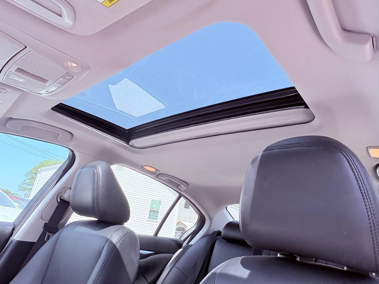 Infiniti Q50 2.0t AWD 2017