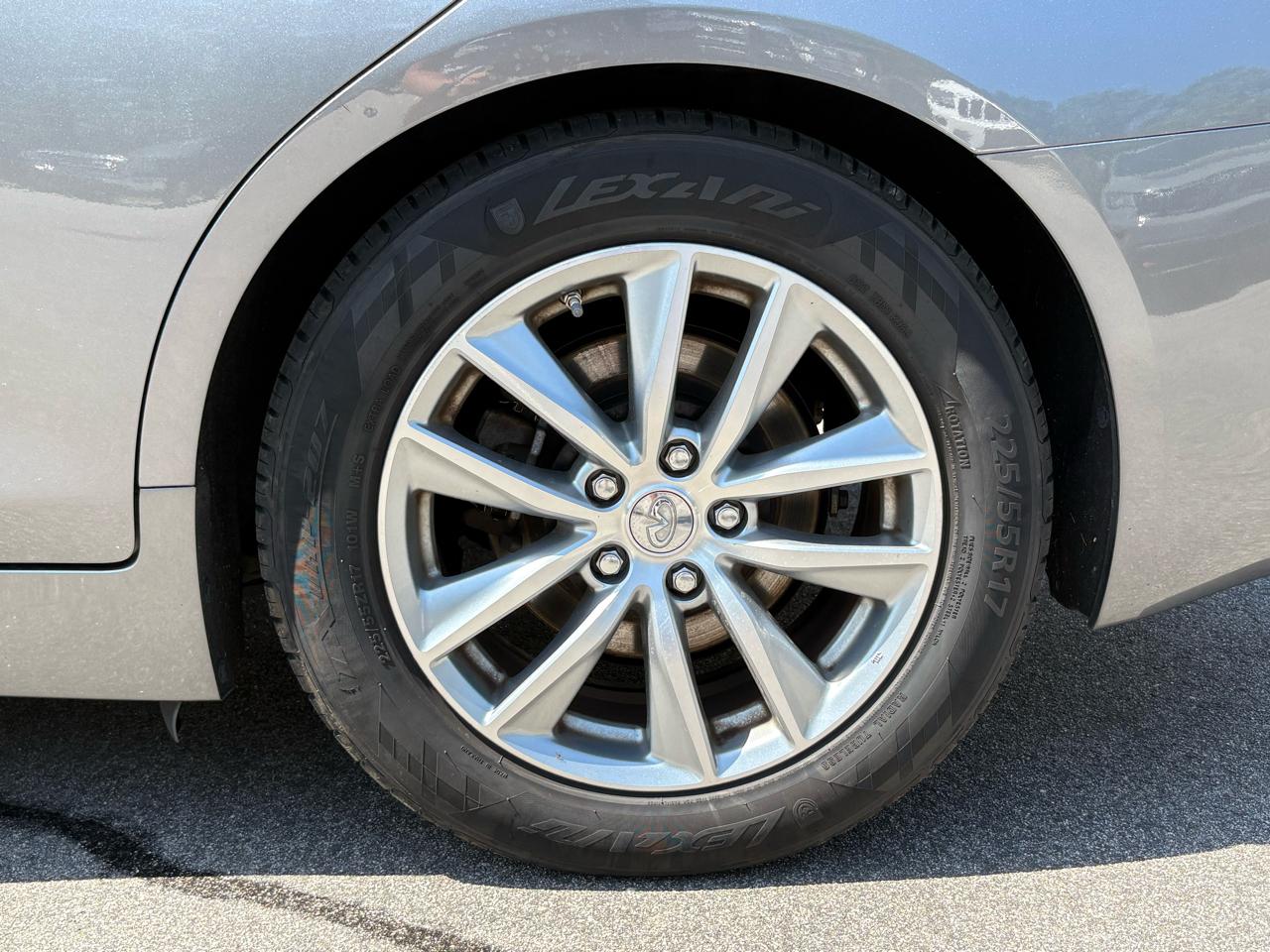 Infiniti Q50 2.0t AWD 2017