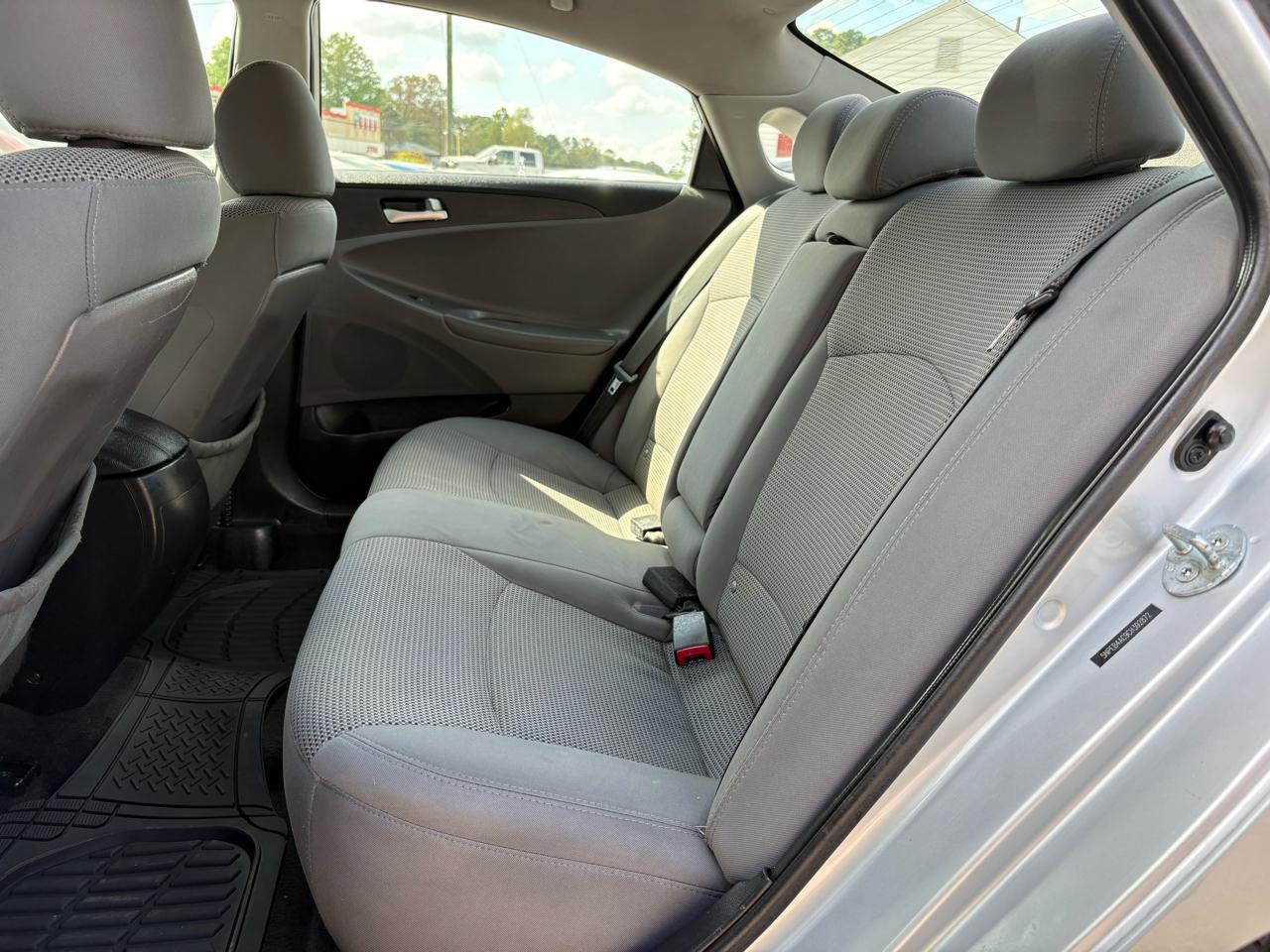 Hyundai Sonata GLS 2012