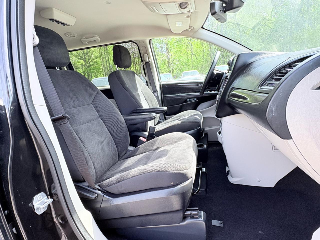 Dodge Grand Caravan SE 2019