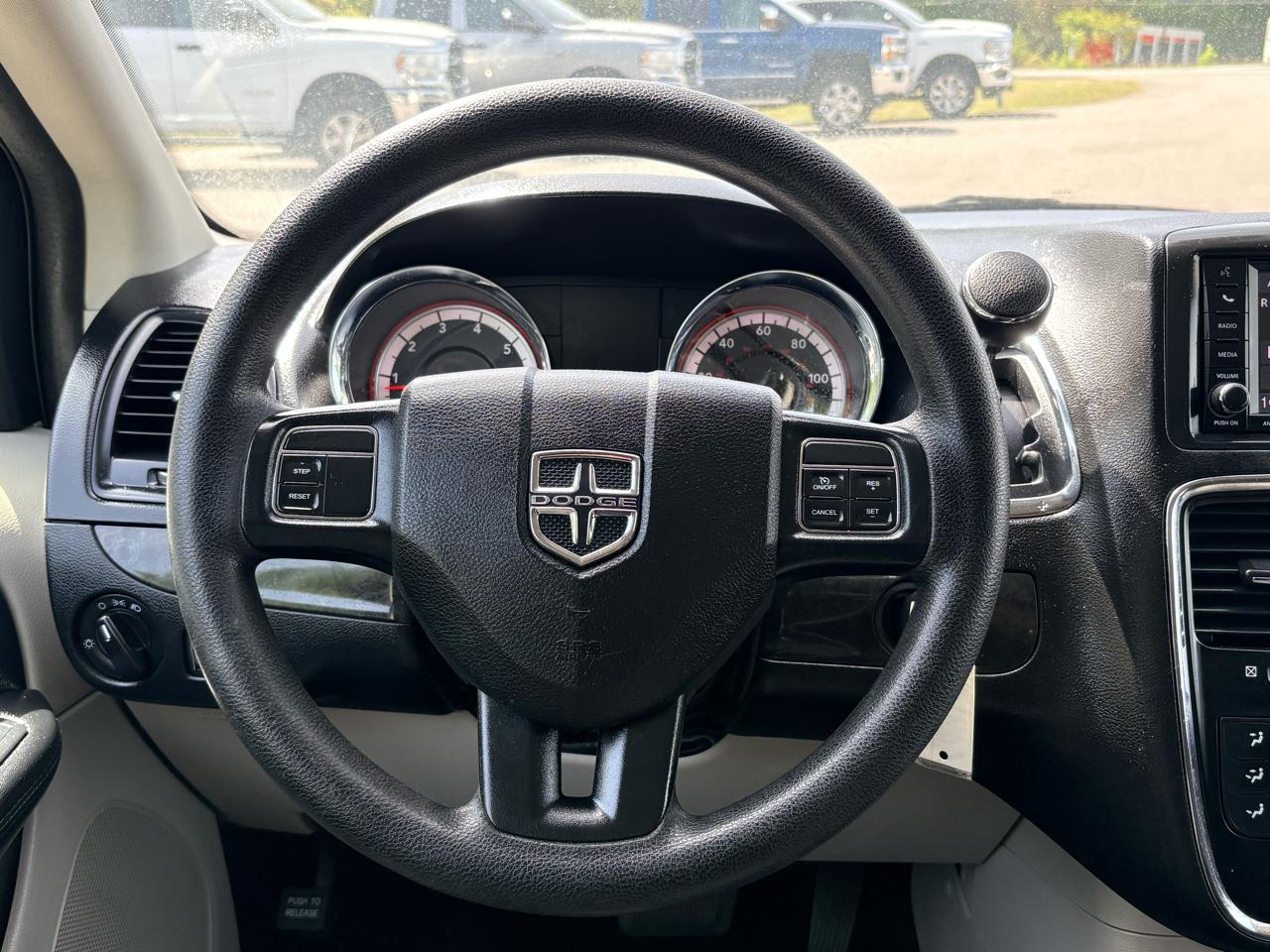 Dodge Grand Caravan SE 2019