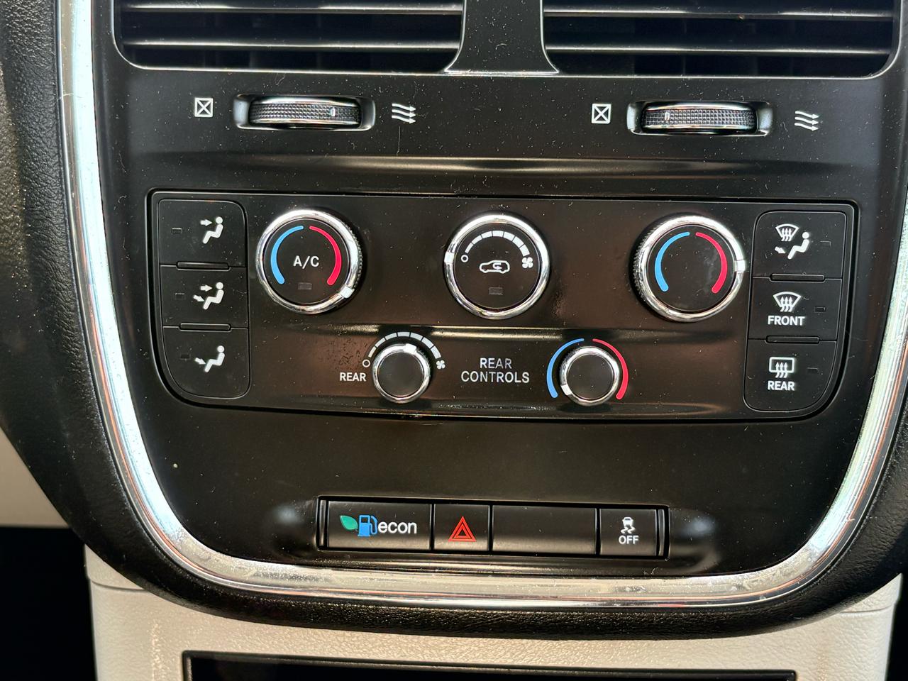 Dodge Grand Caravan SE 2019