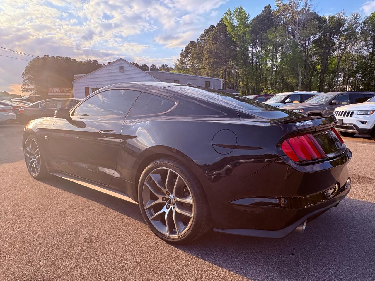Ford Mustang GT Premium Coupe 2016