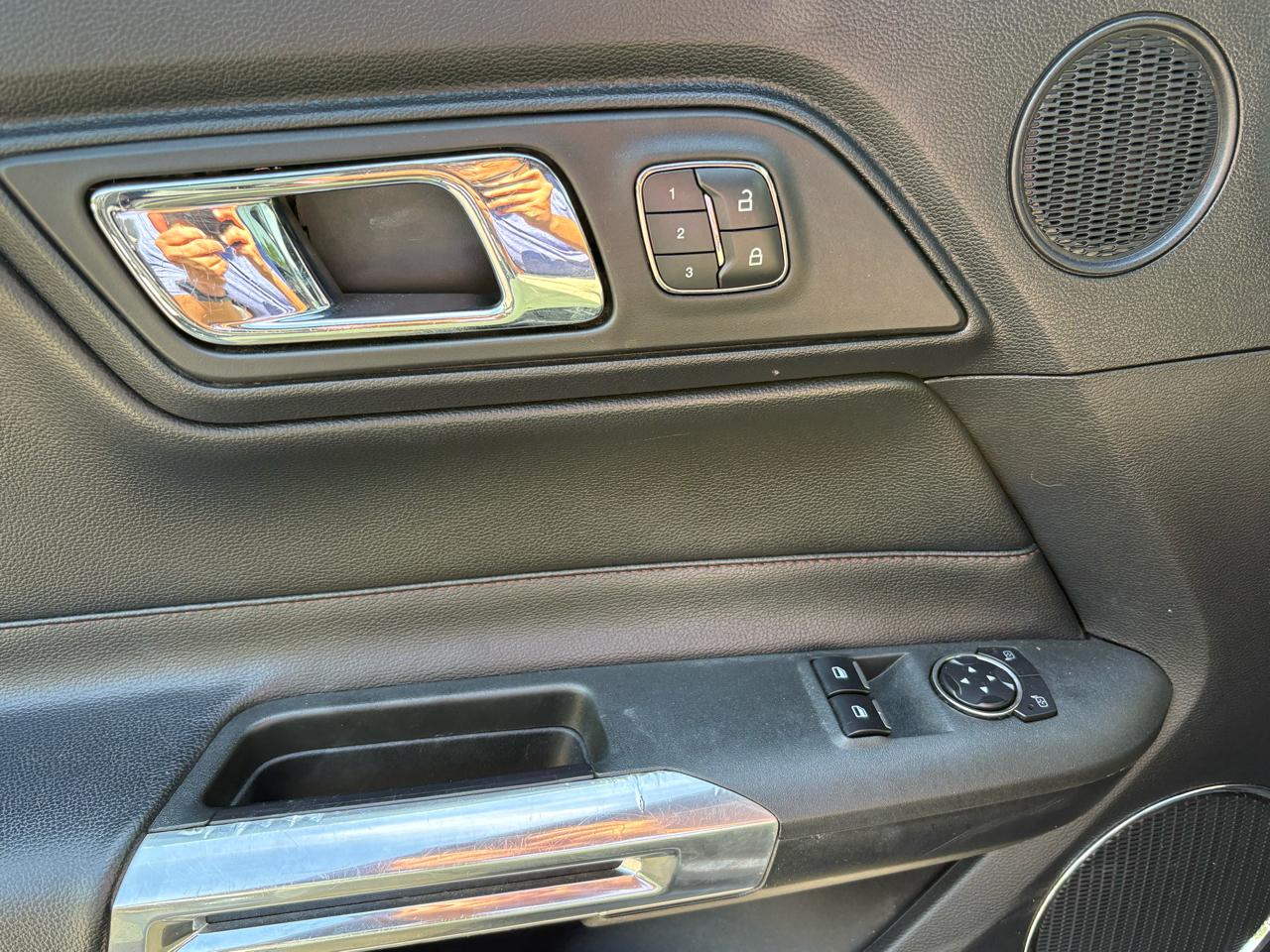 Ford Mustang GT Premium Coupe 2016