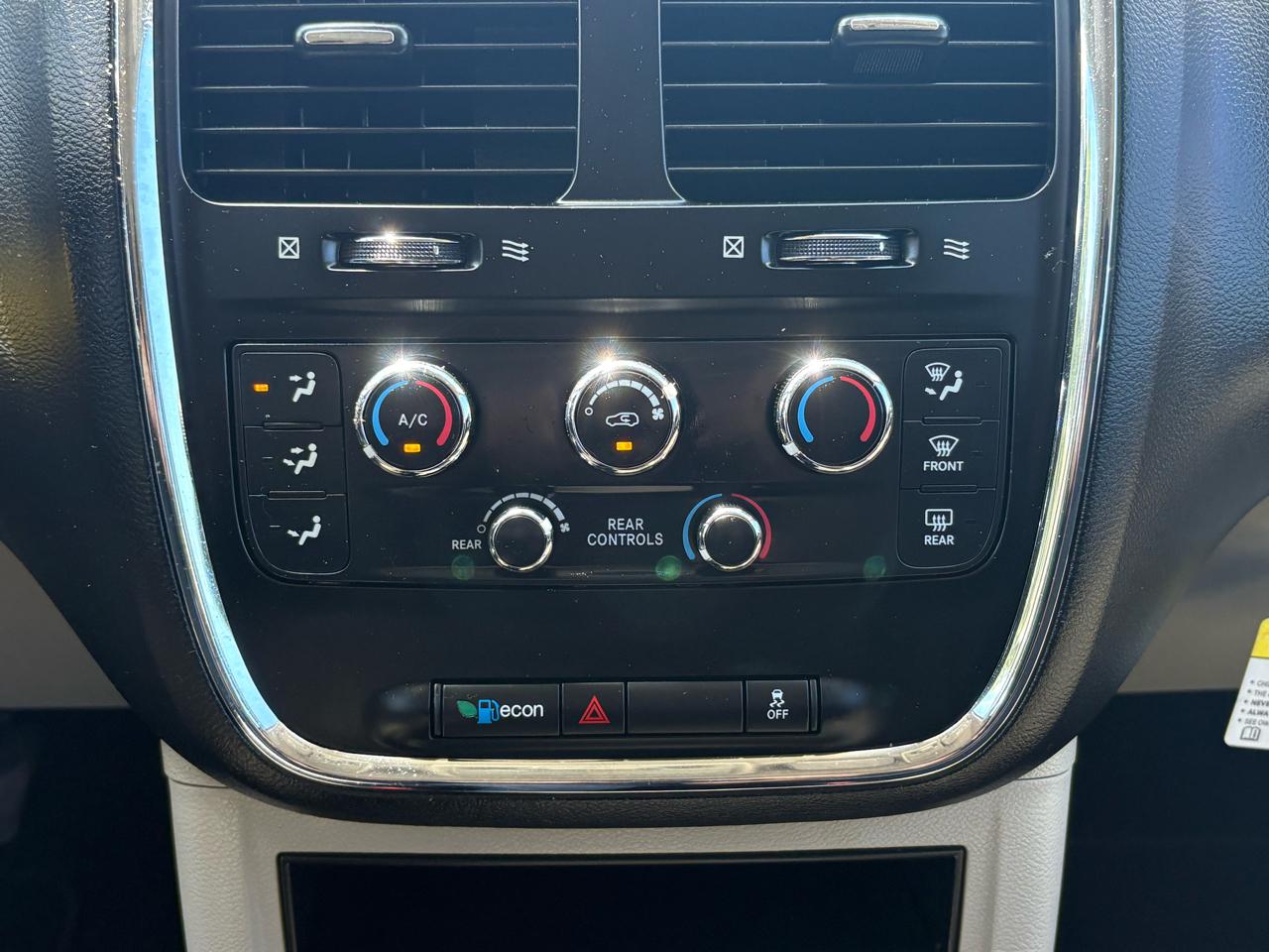 Dodge Grand Caravan SE 2019