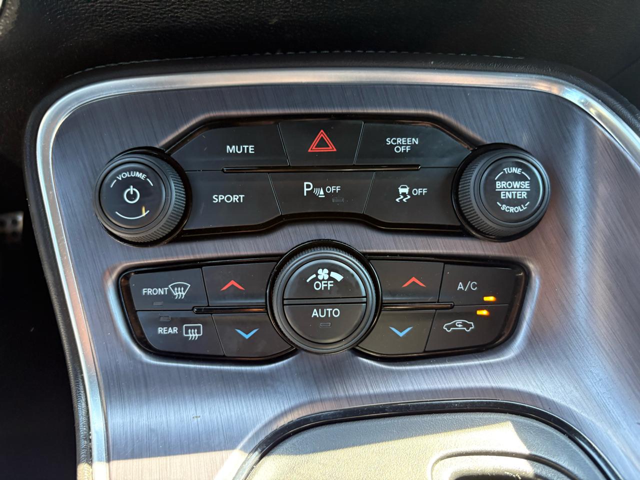 Dodge Challenger  2018