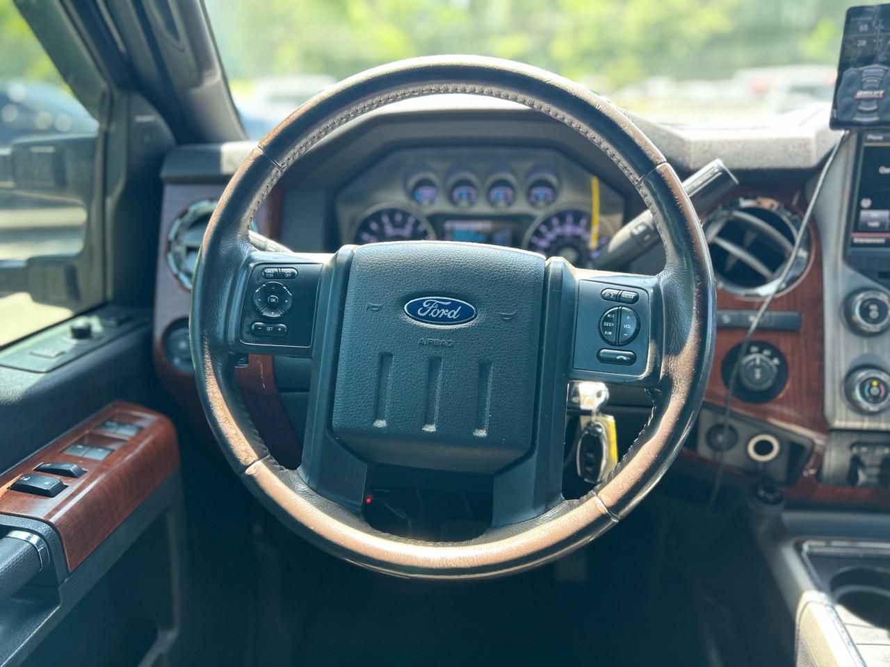 Ford F-350 SD King Ranch Crew Cab Long Bed 4WD 2015