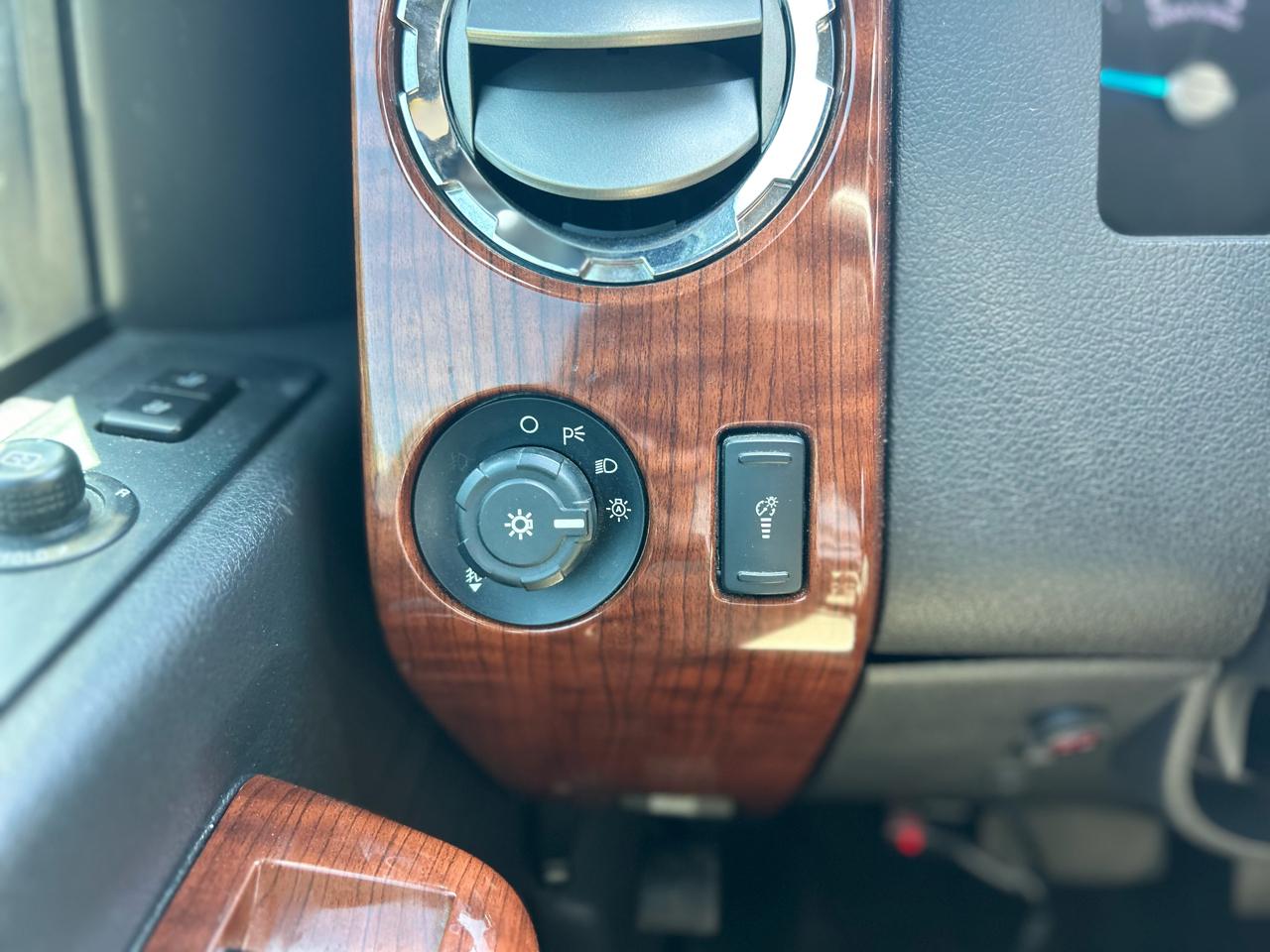 Ford F-350 SD King Ranch Crew Cab Long Bed 4WD 2015