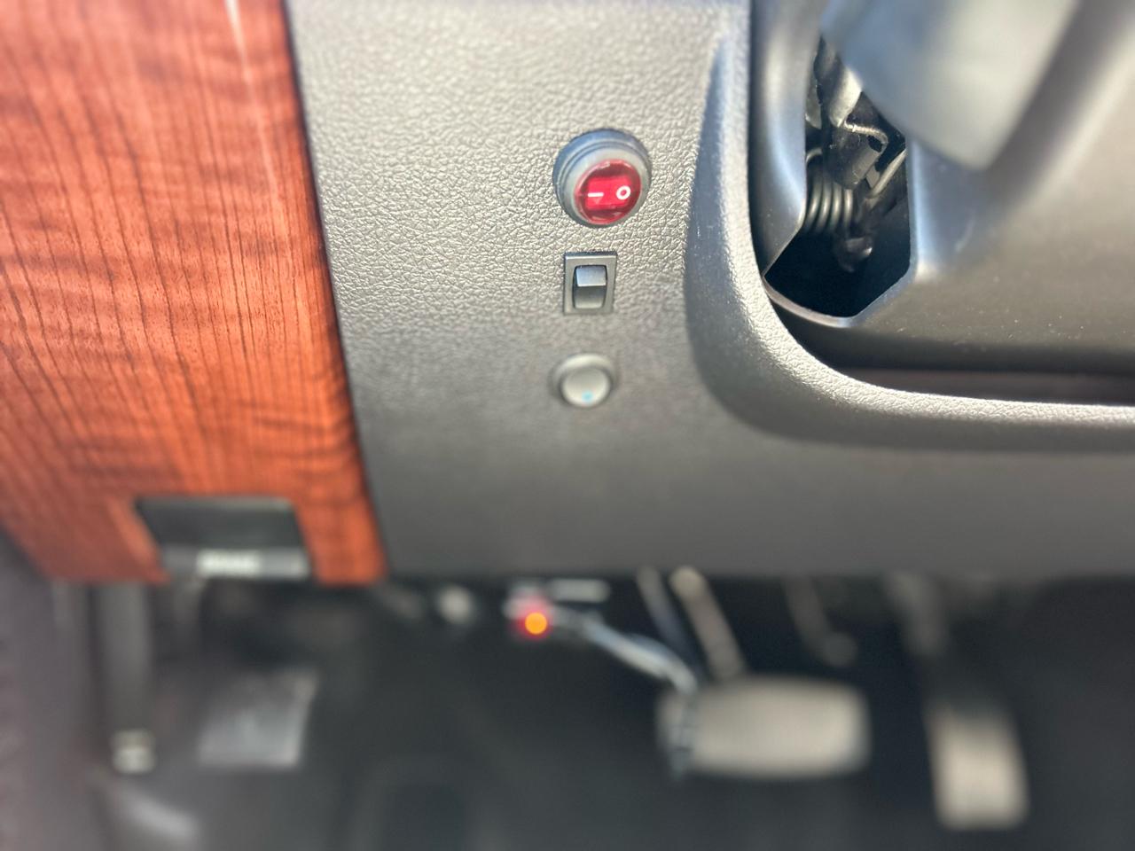 Ford F-350 SD King Ranch Crew Cab Long Bed 4WD 2015