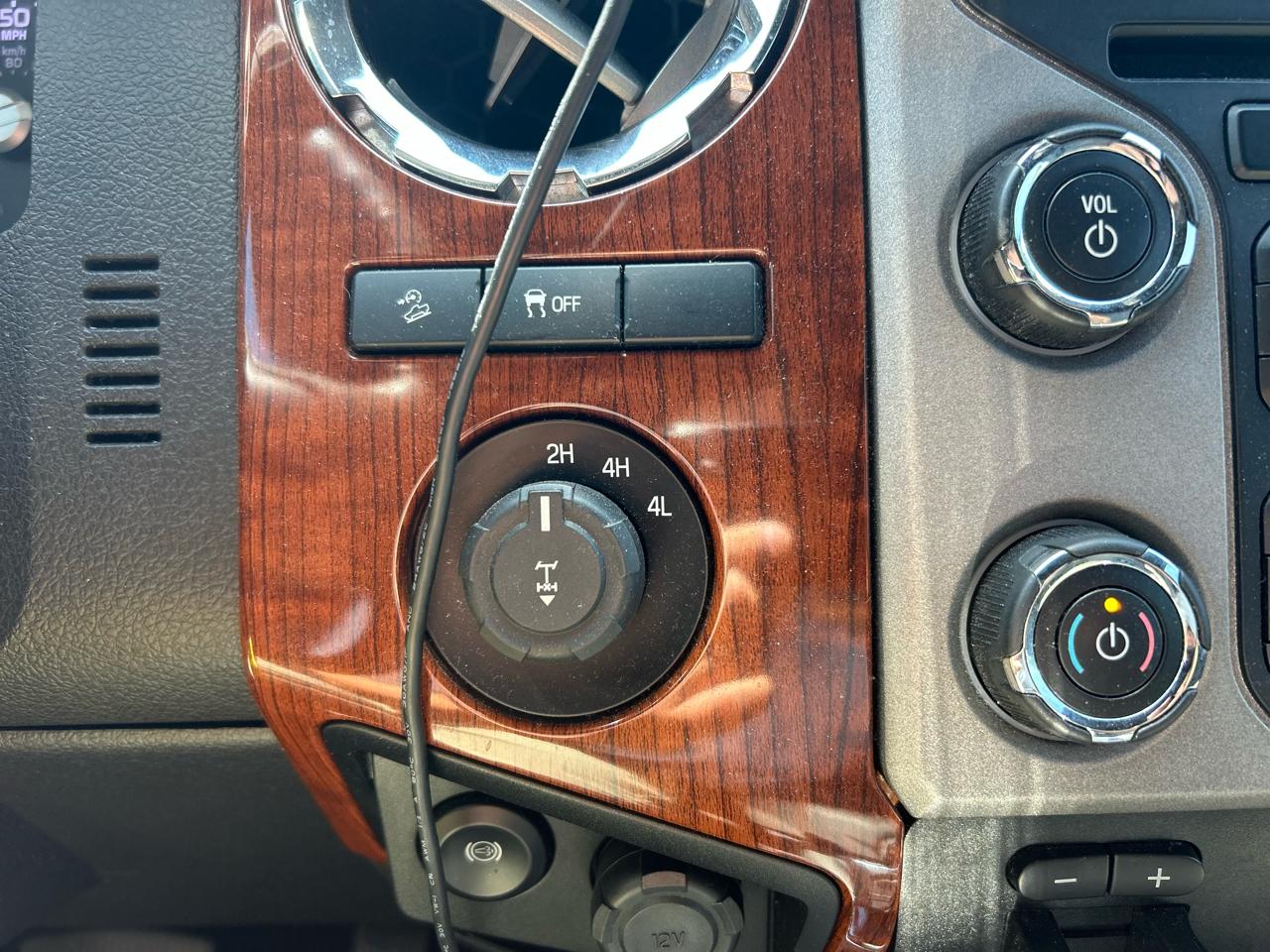 Ford F-350 SD King Ranch Crew Cab Long Bed 4WD 2015