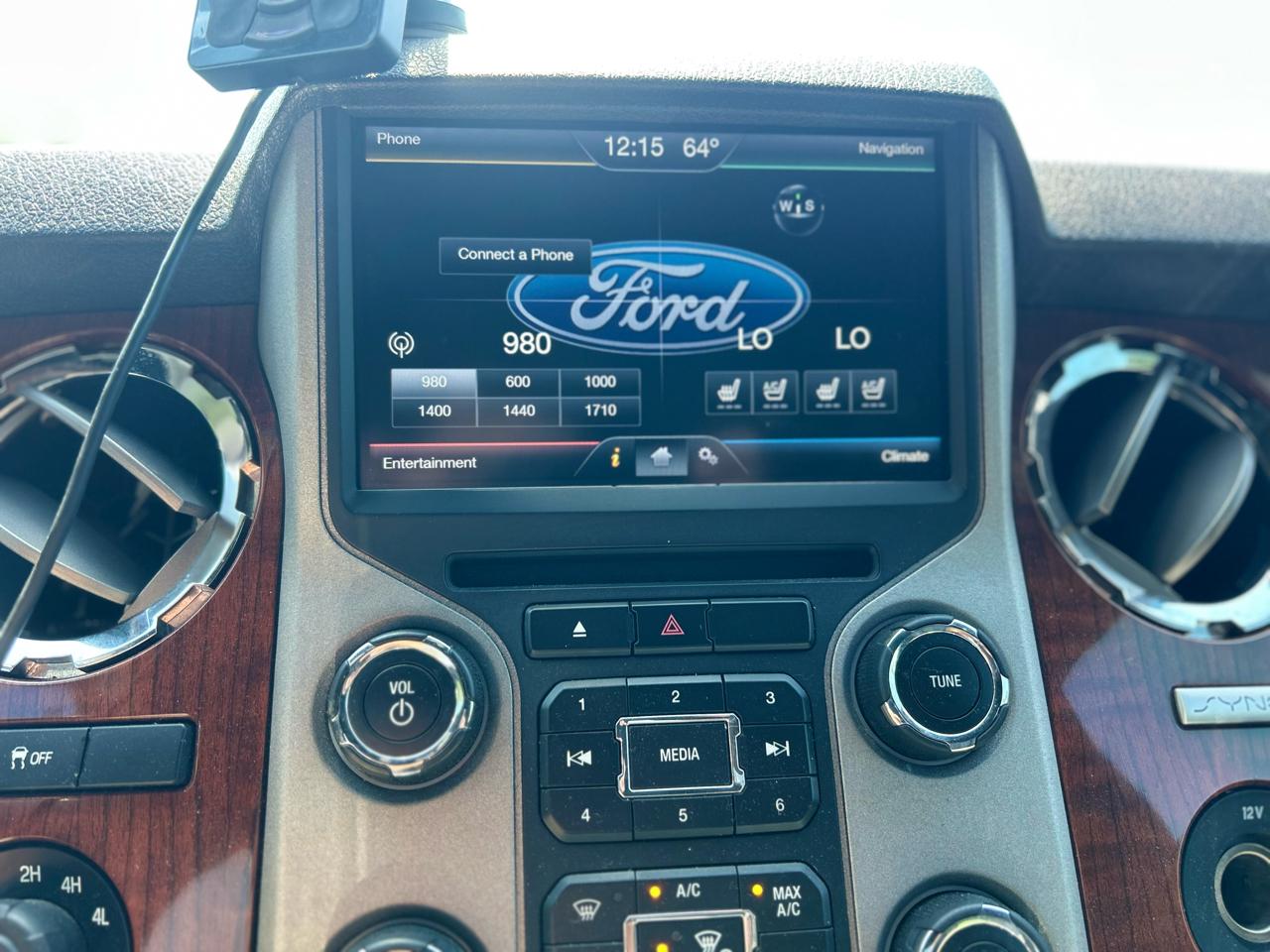 Ford F-350 SD King Ranch Crew Cab Long Bed 4WD 2015