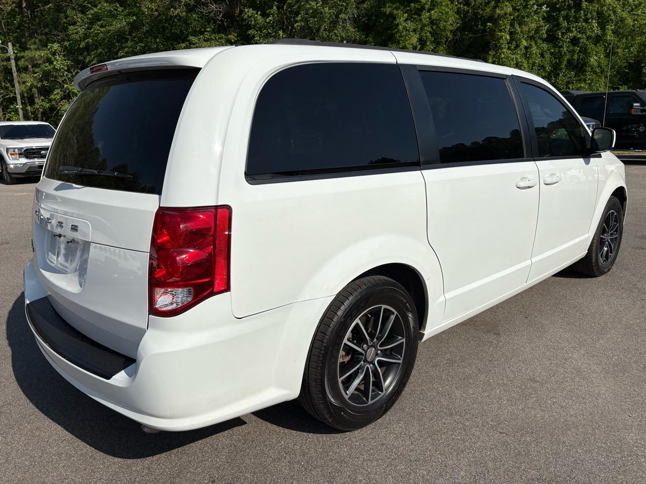 Dodge Grand Caravan SE 2018