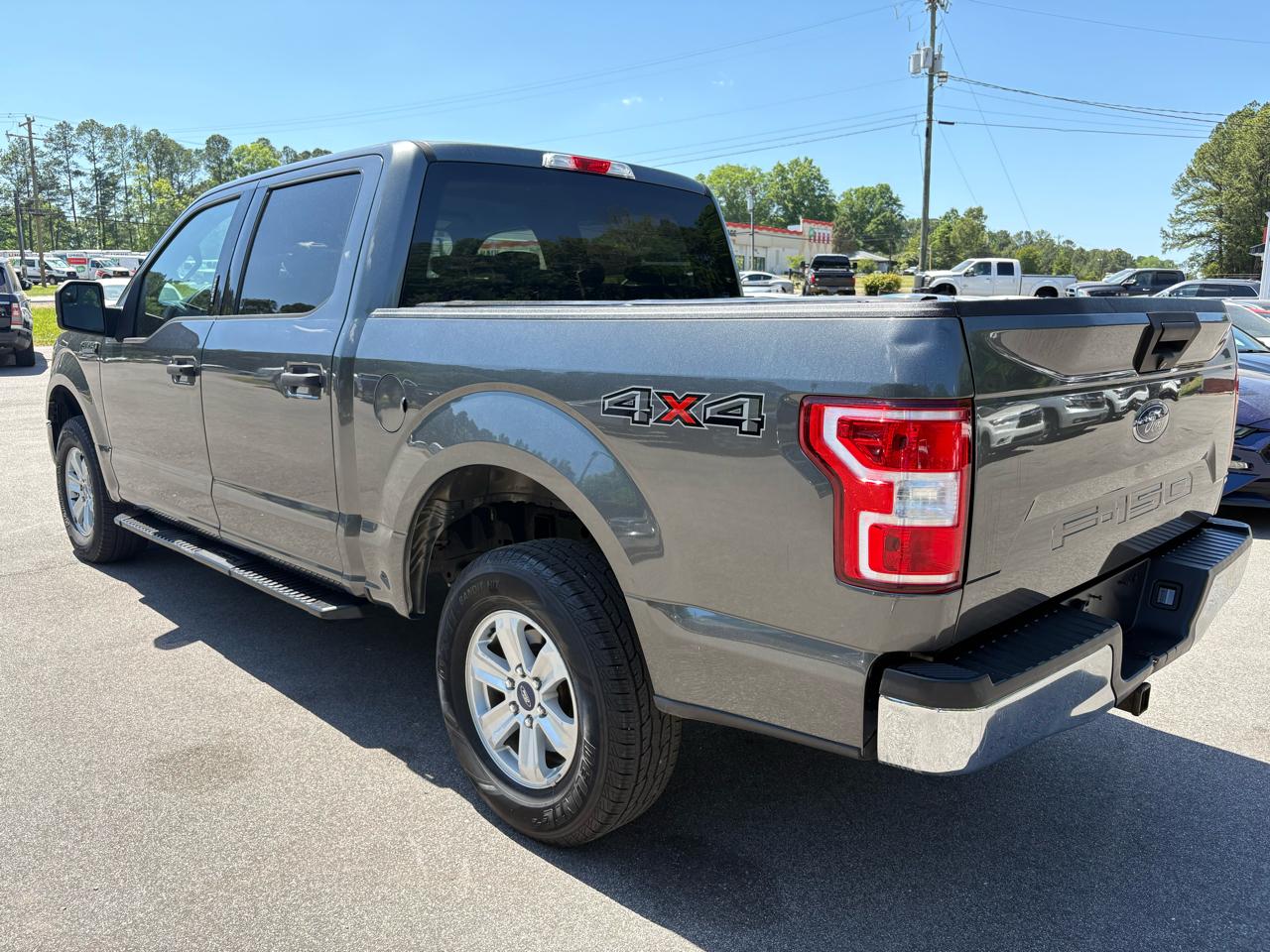 Ford F-150 XLT SuperCrew 4WD 2019