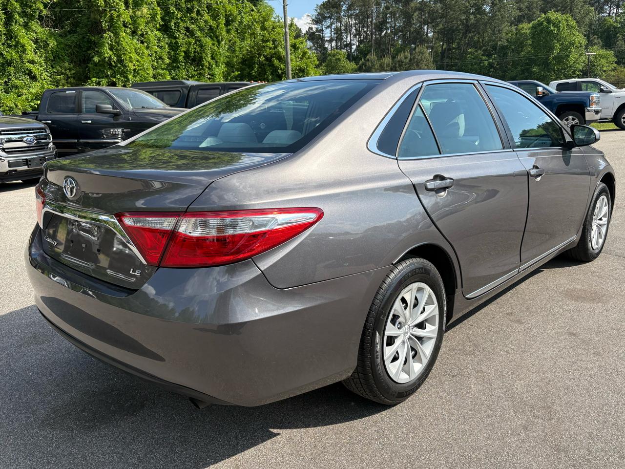 Toyota Camry LE 2017