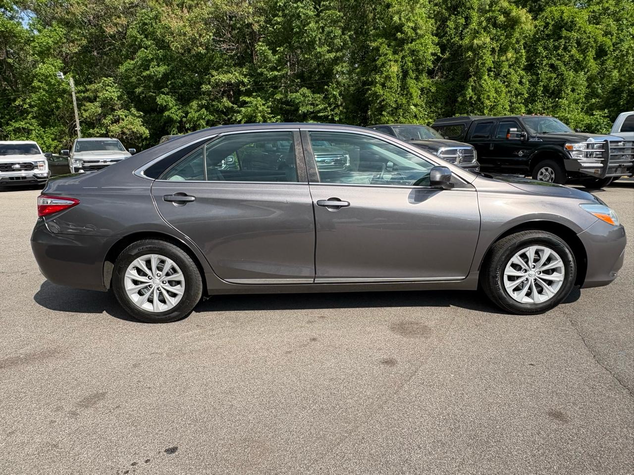 Toyota Camry LE 2017