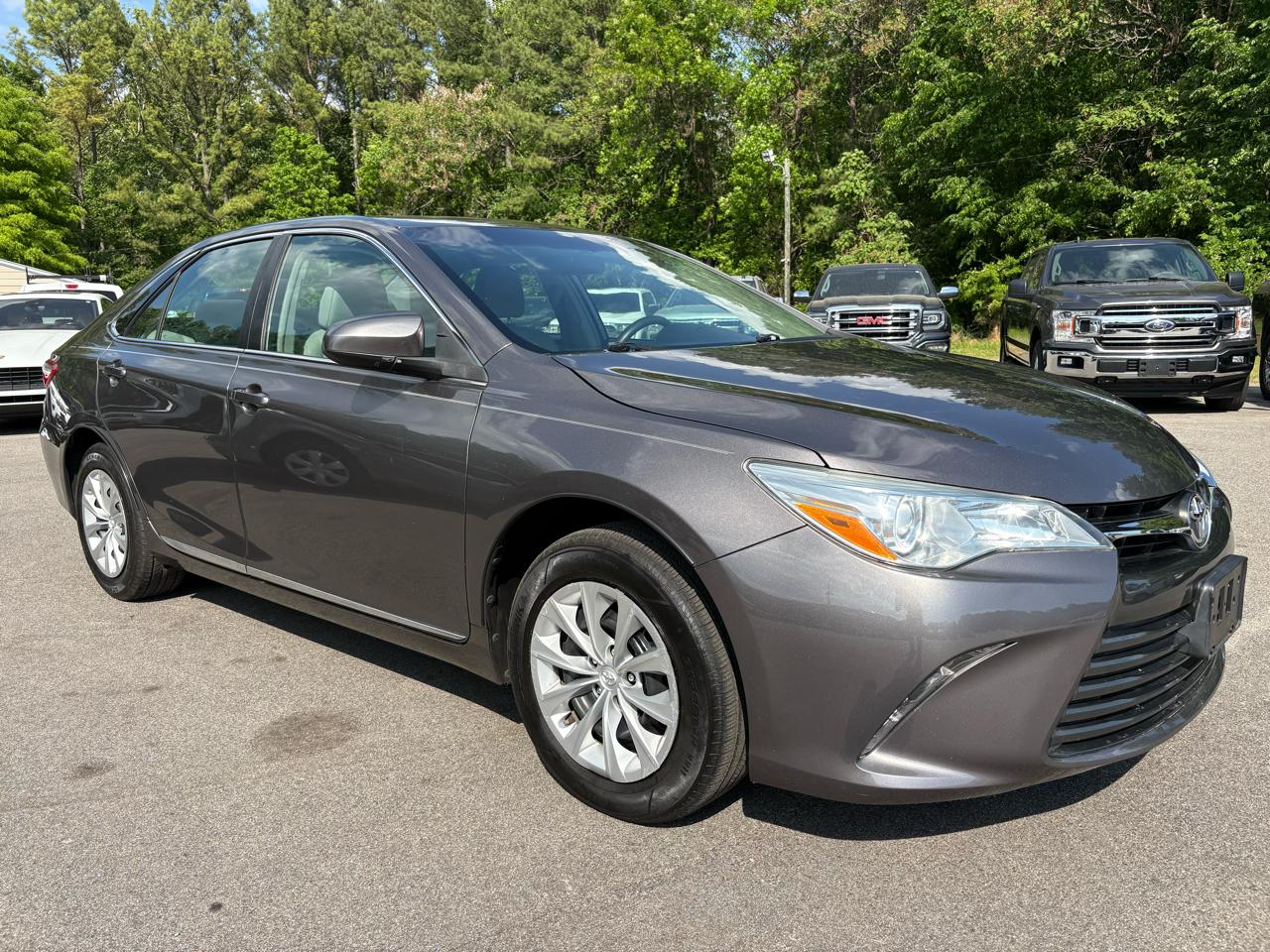 Toyota Camry LE 2017