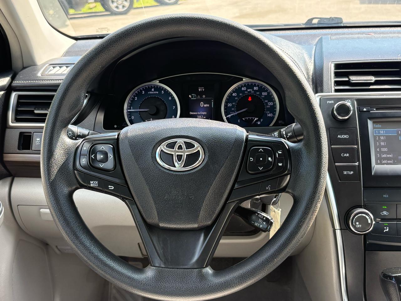 Toyota Camry LE 2017