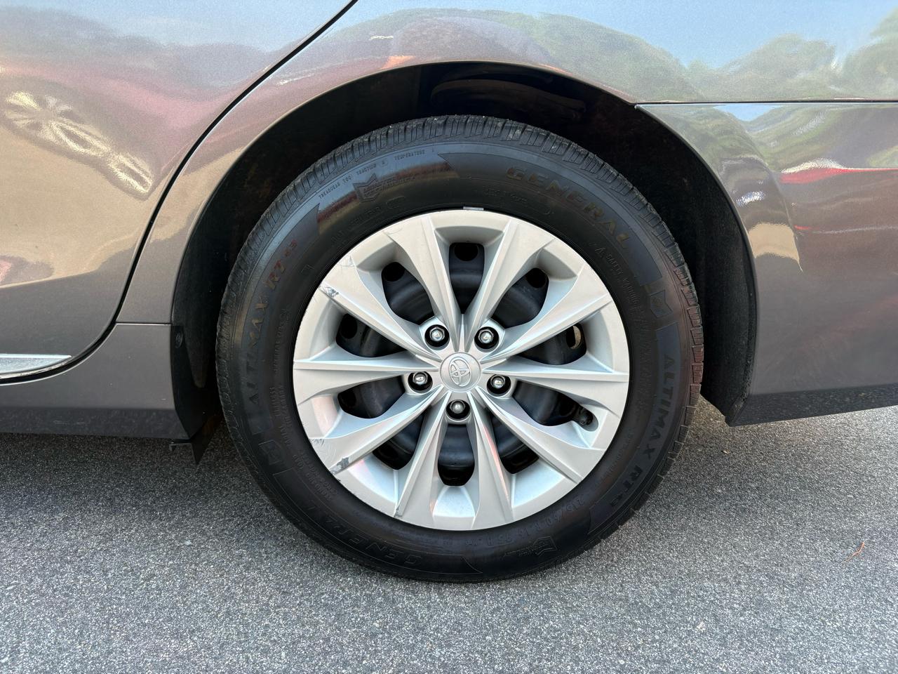 Toyota Camry LE 2017