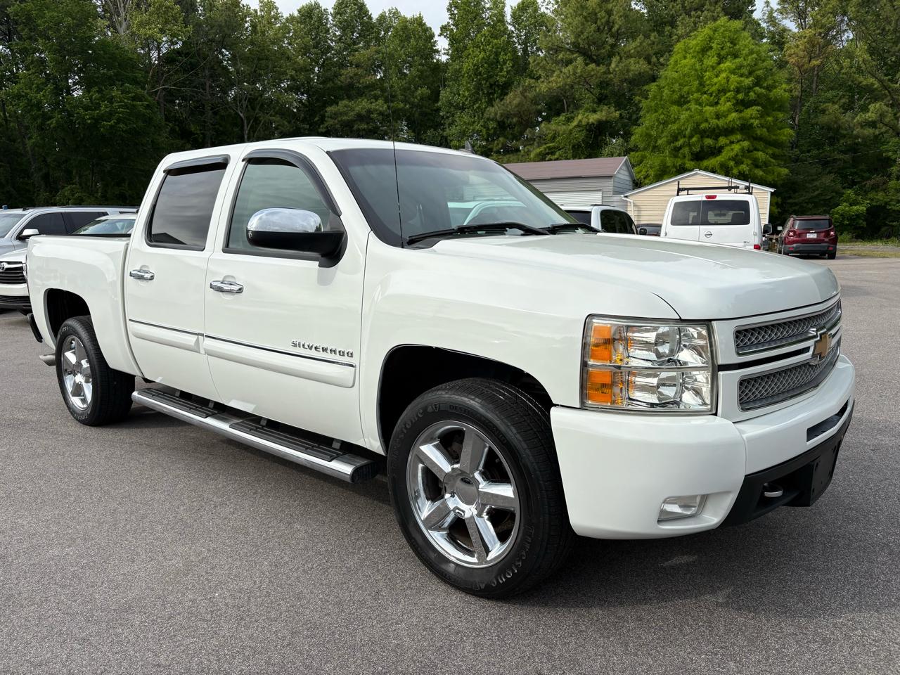 Chevrolet Silverado 1500 LTZ Crew Cab 4WD 2013