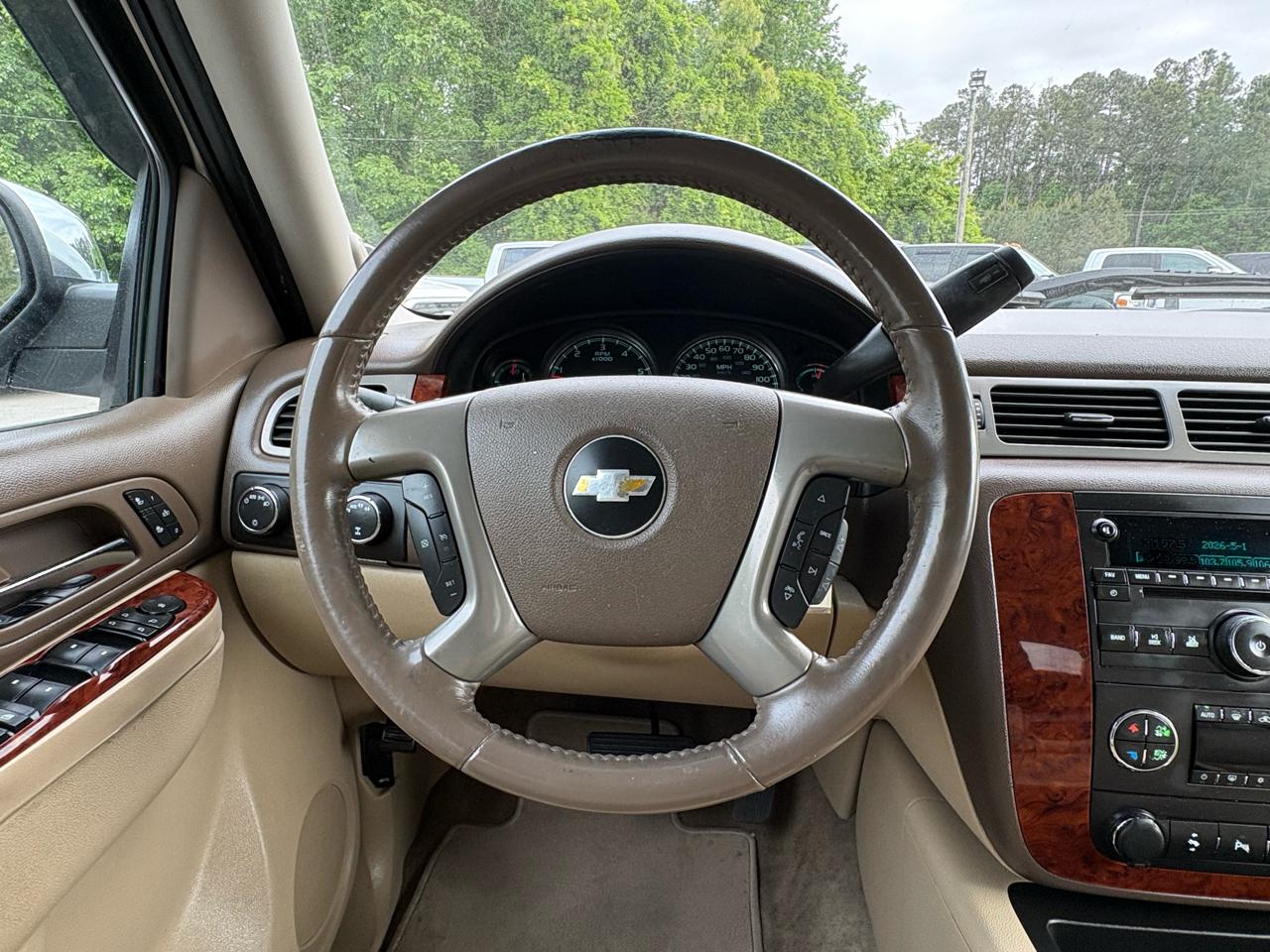 Chevrolet Silverado 1500 LTZ Crew Cab 4WD 2013