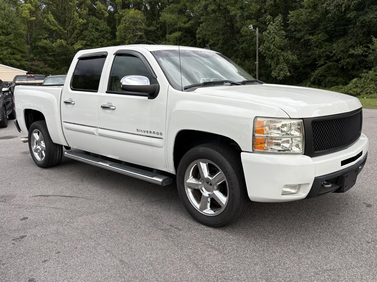 Chevrolet Silverado 1500 LTZ Crew Cab 4WD 2013