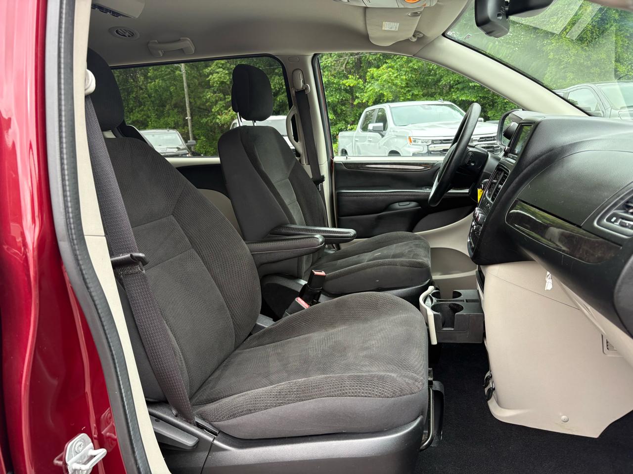 Dodge Grand Caravan SE 2019