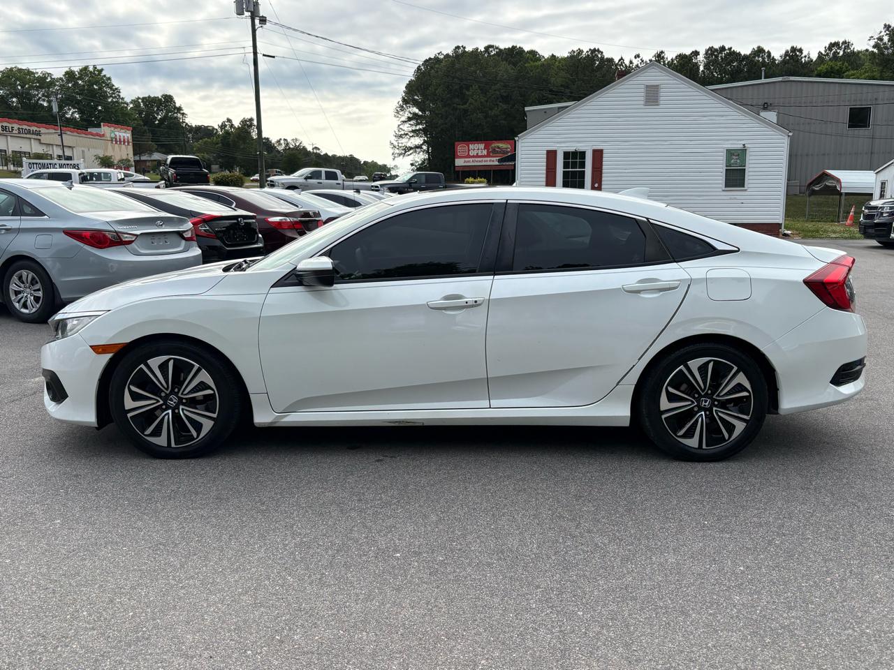Honda Civic EX-T Sedan CVT 2017