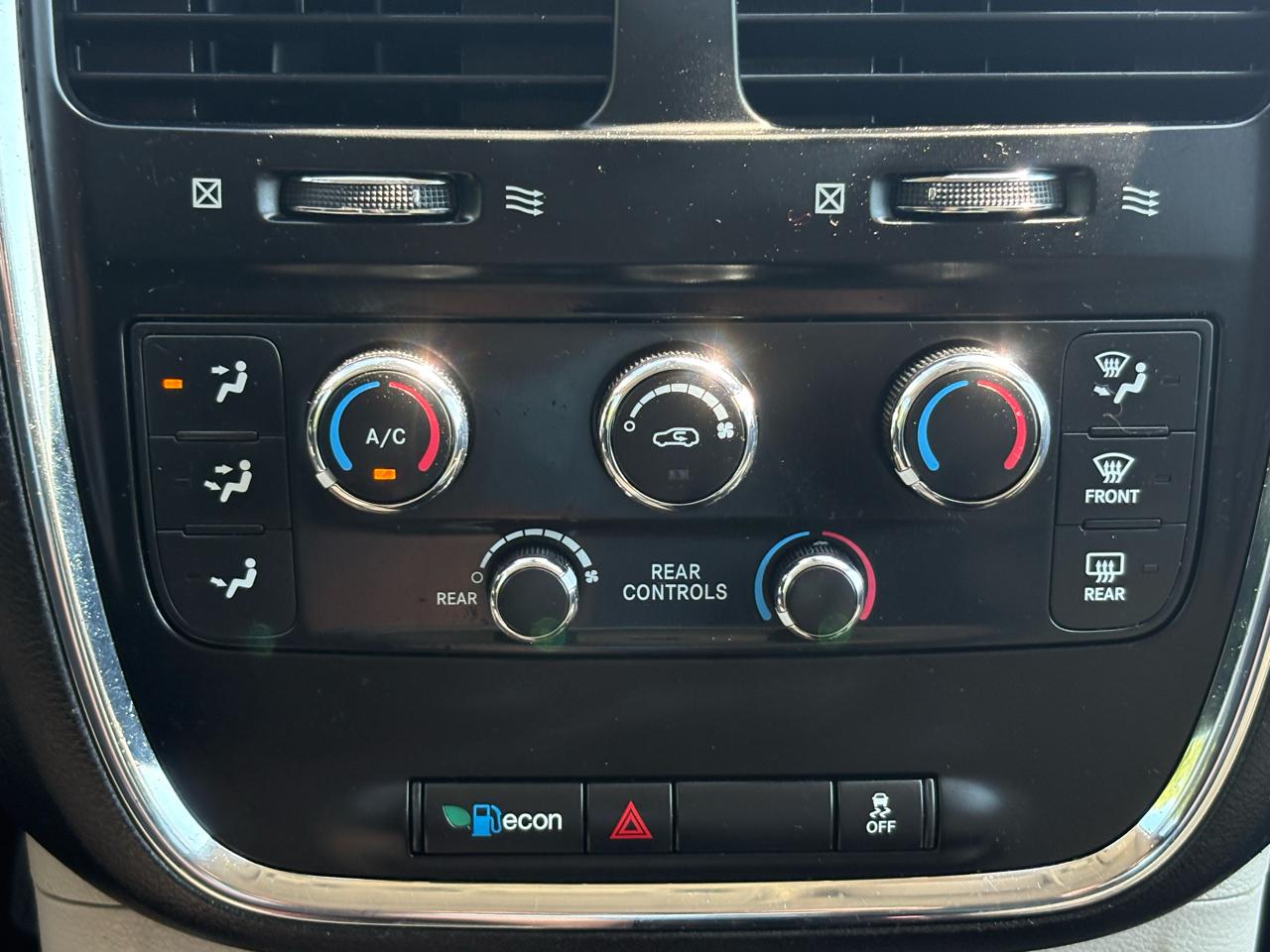 Dodge Grand Caravan SE 2019