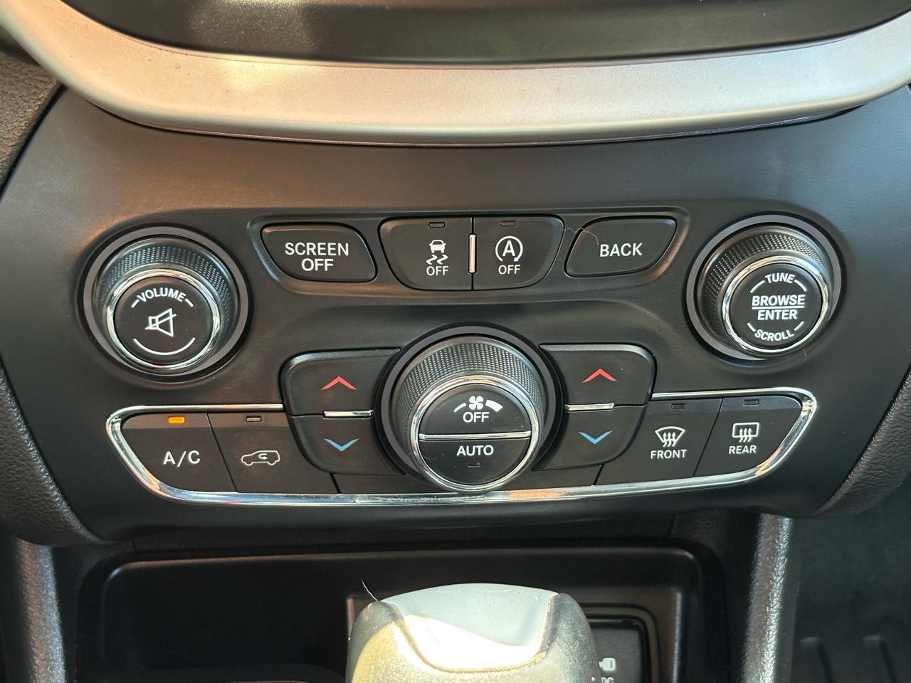 Jeep Cherokee Overland 4WD 2018