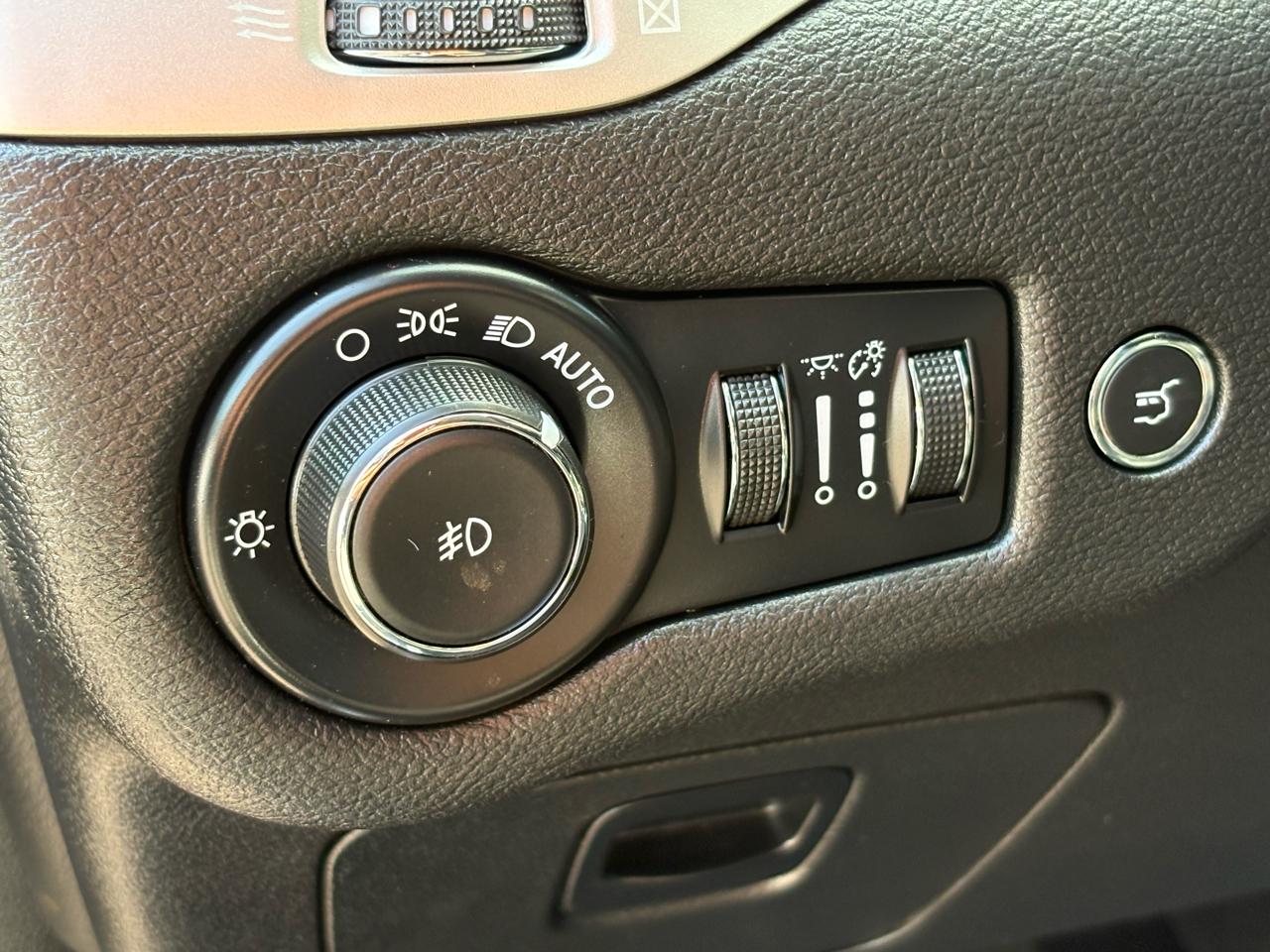 Jeep Cherokee Overland 4WD 2018