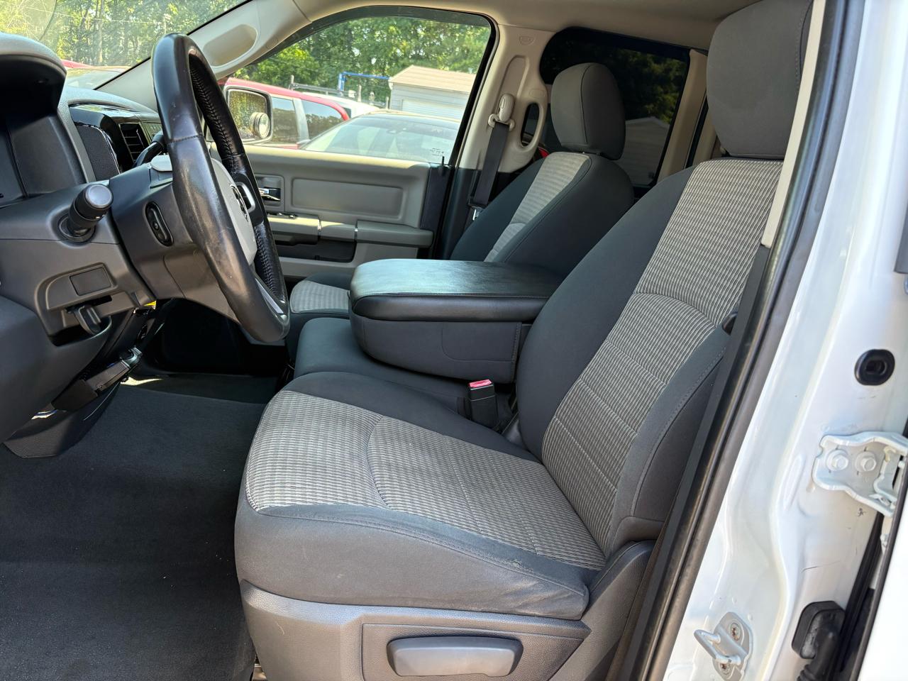 RAM 1500 SLT 2010