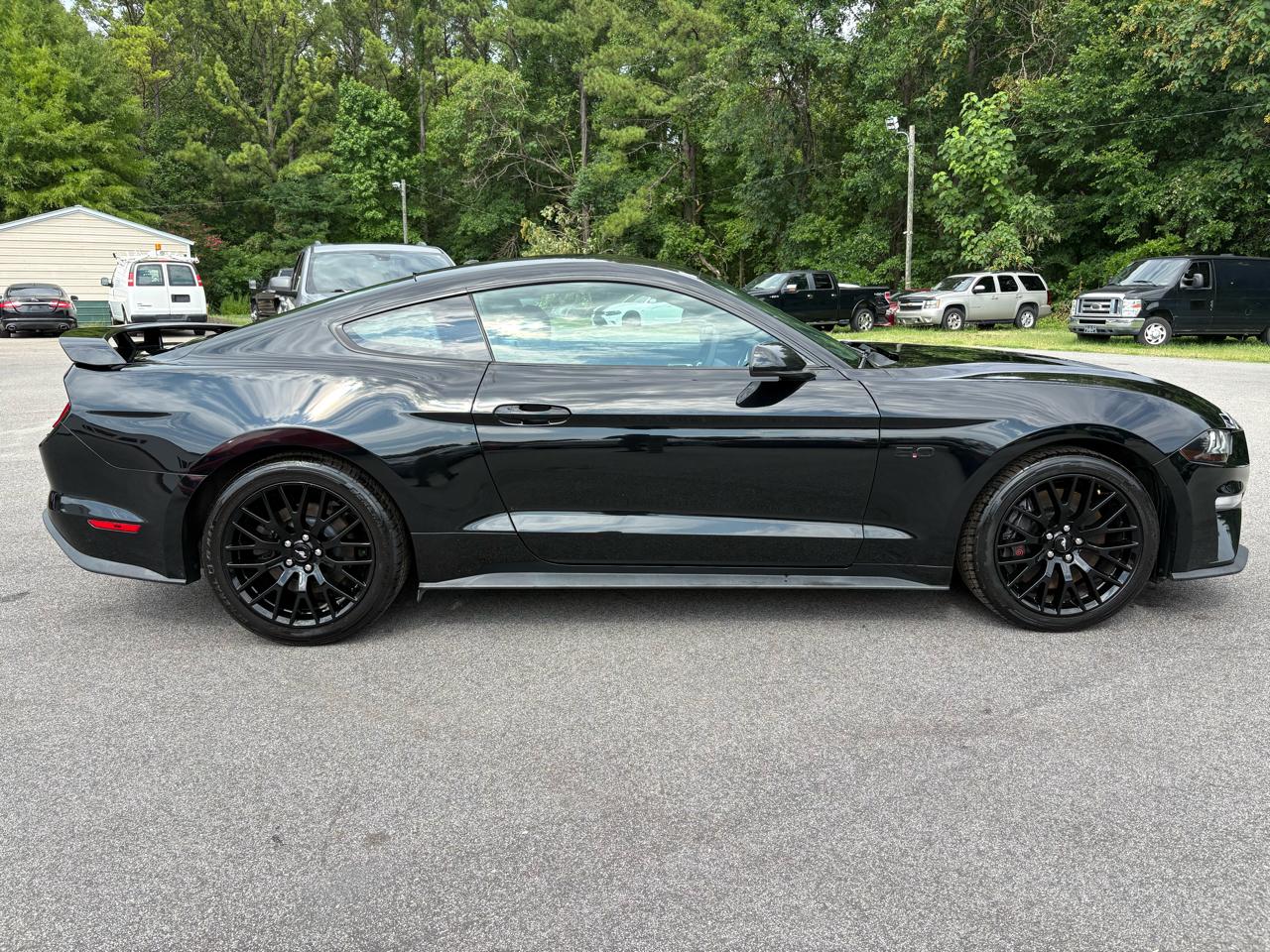 Ford Mustang GT Premium Coupe 2018