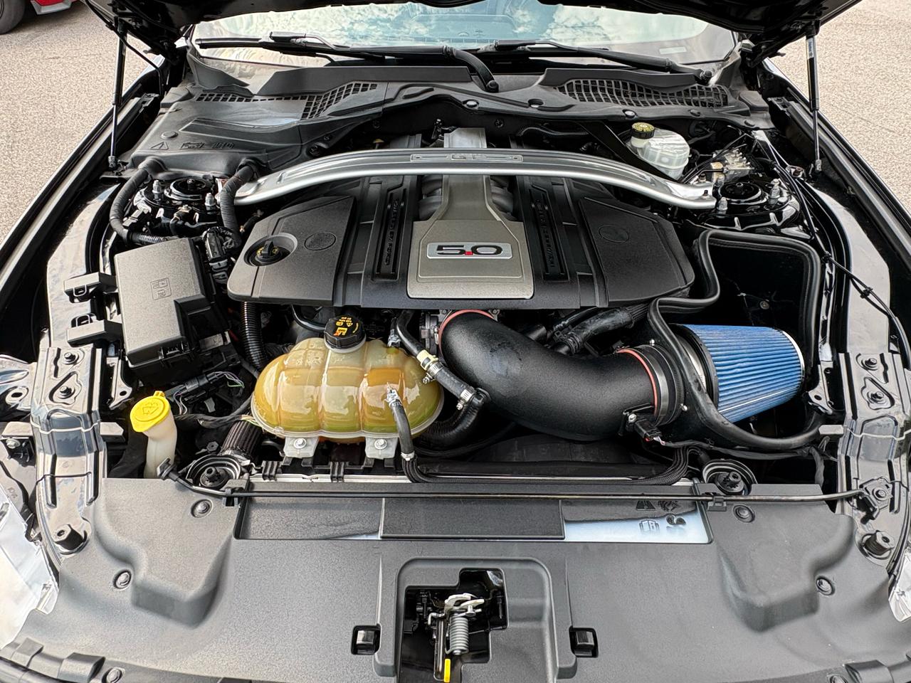 Ford Mustang GT Premium Coupe 2018
