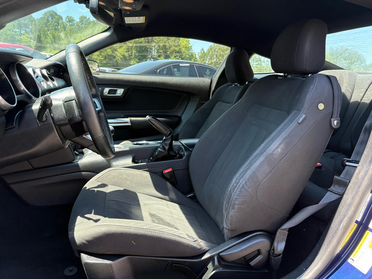 Ford Mustang EcoBoost Coupe 2019