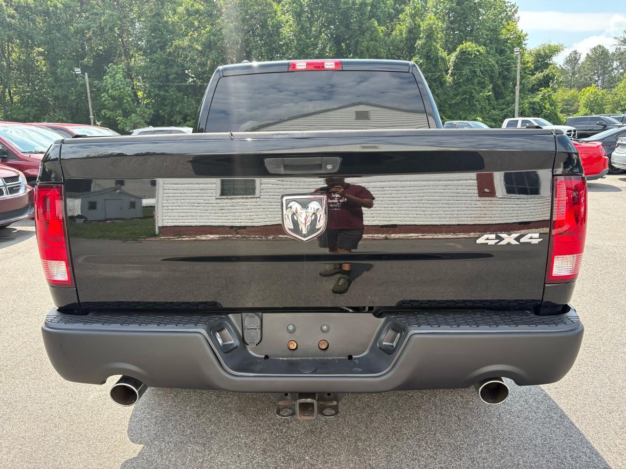 RAM 1500 Tradesman Crew Cab 4WD 2014