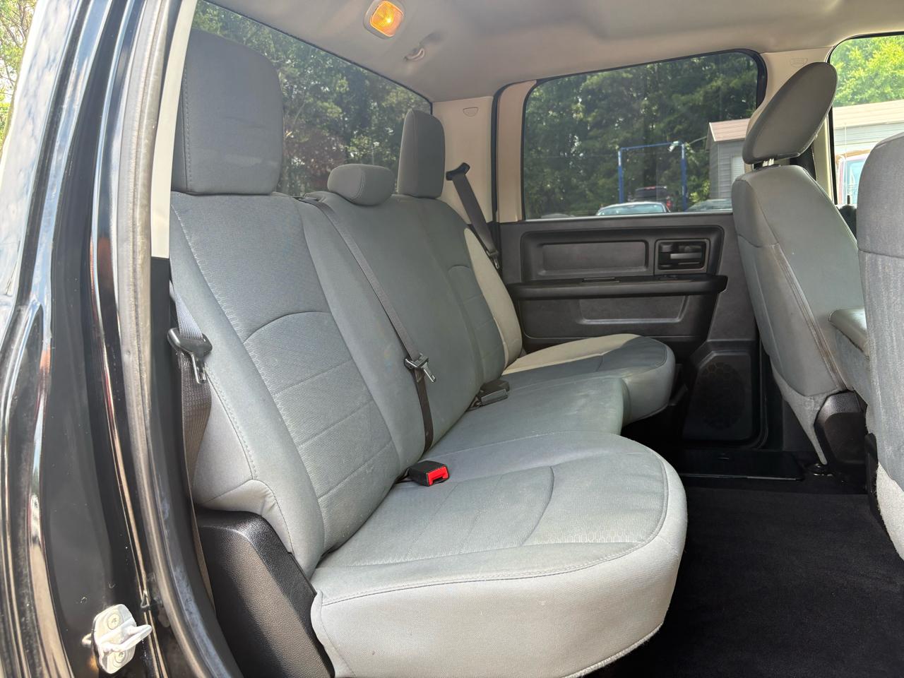 RAM 1500 Tradesman Crew Cab 4WD 2014