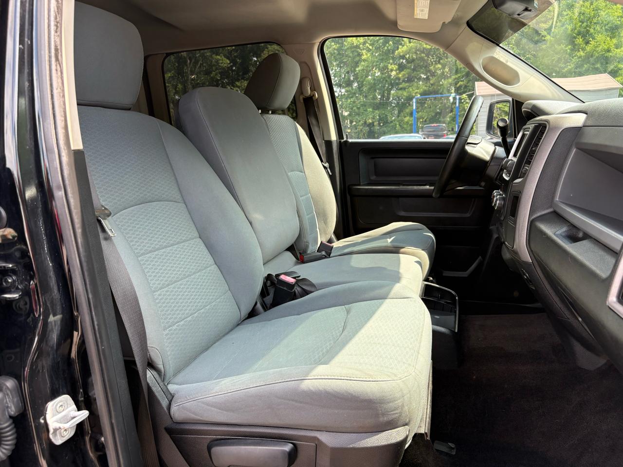 RAM 1500 Tradesman Crew Cab 4WD 2014