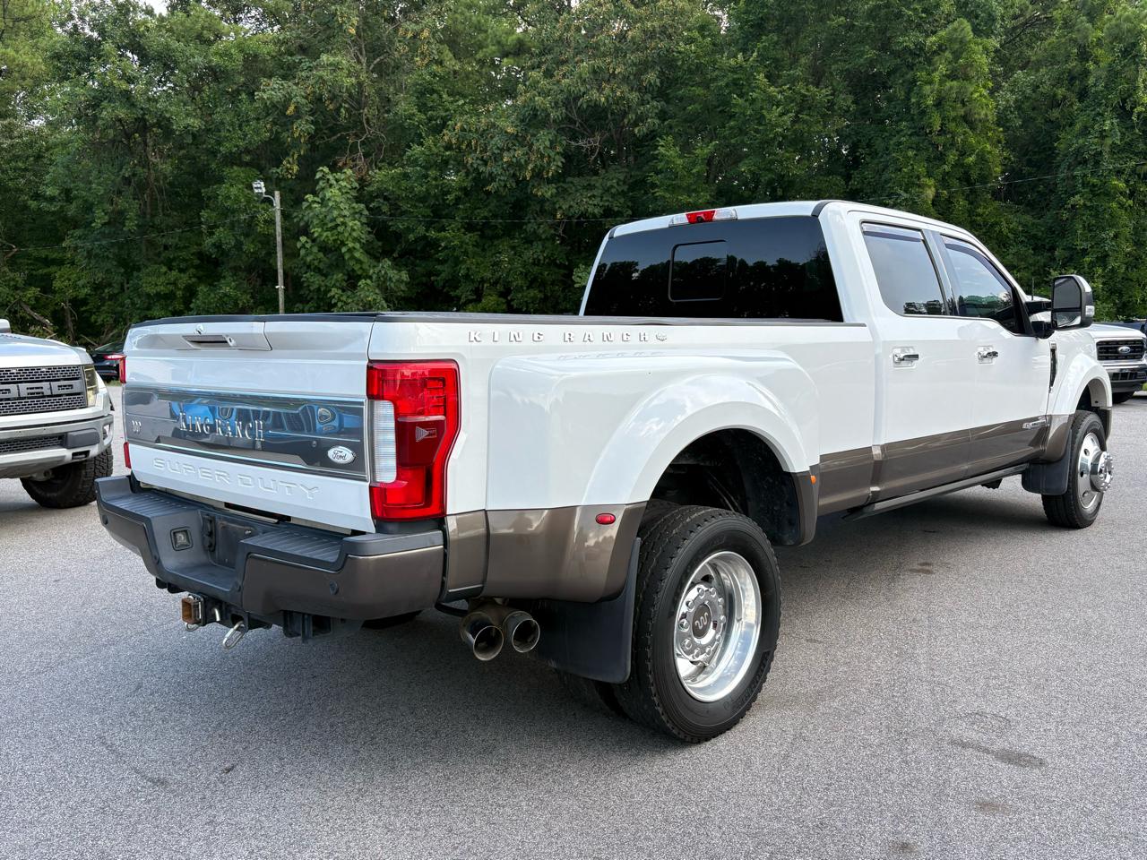 Ford F-450 SD King Ranch Crew Cab DRW 4WD 2017