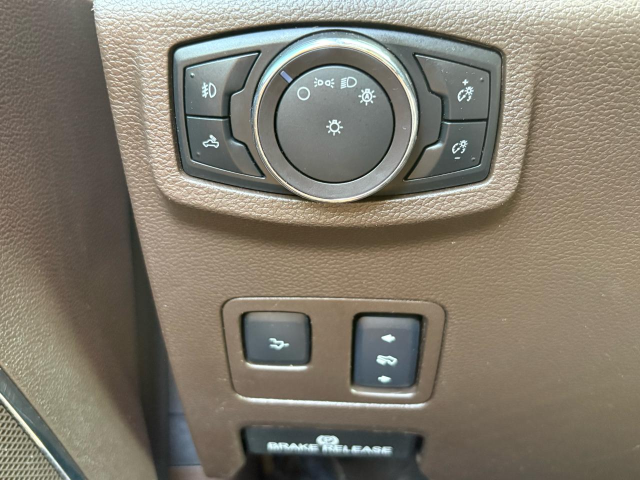Ford F-450 SD King Ranch Crew Cab DRW 4WD 2017