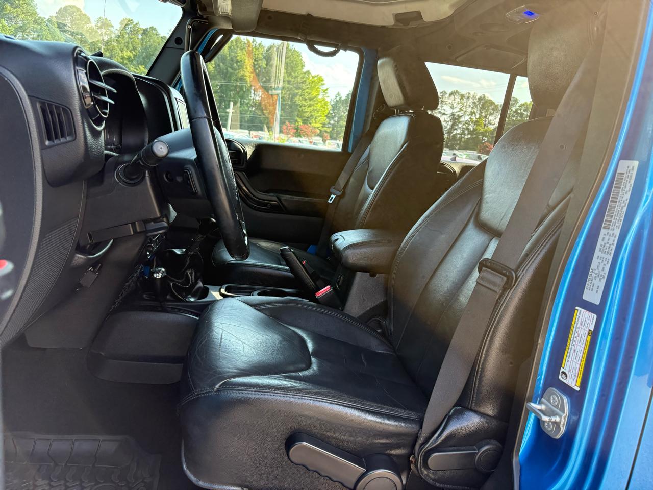 Jeep Wrangler Unlimited Sahara 4WD 2015