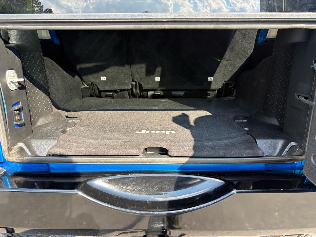 Jeep Wrangler Unlimited Sahara 4WD 2015